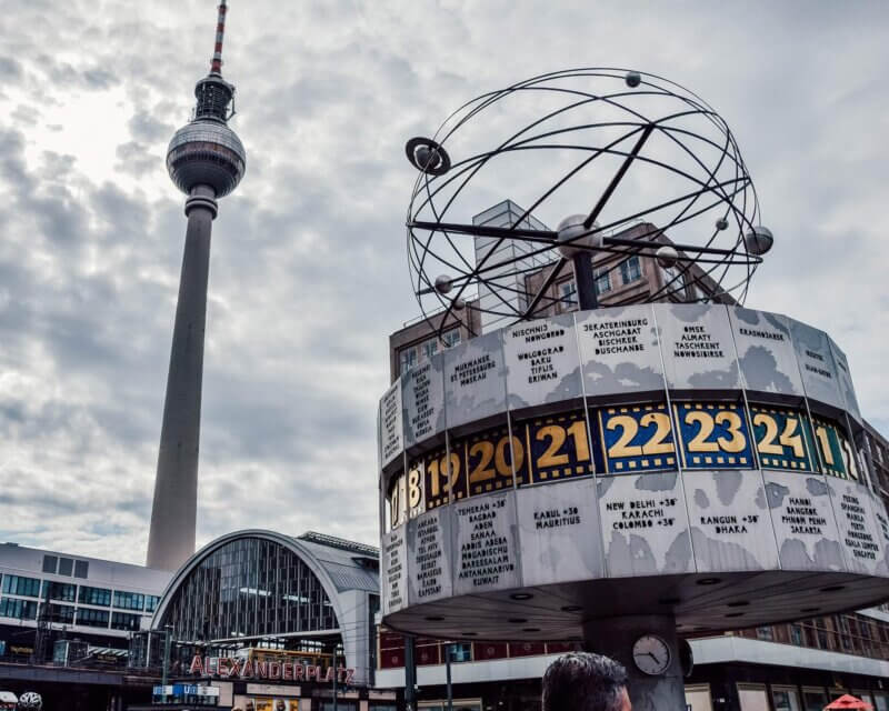 Berlin Fernsehturm and world clock