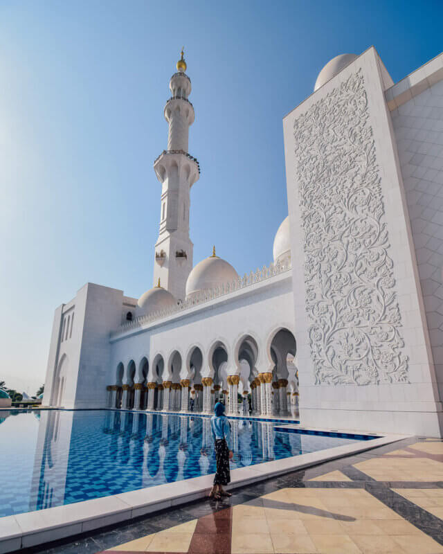 visiting Sheikh Zayed Grand Mosque in Abu Dhabi