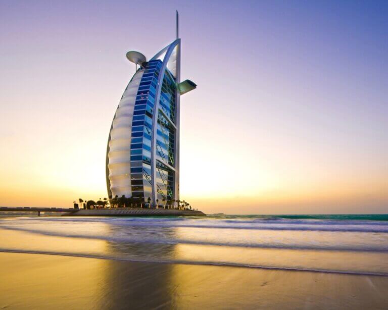 16 Most Beautiful & Famous Landmarks in Dubai